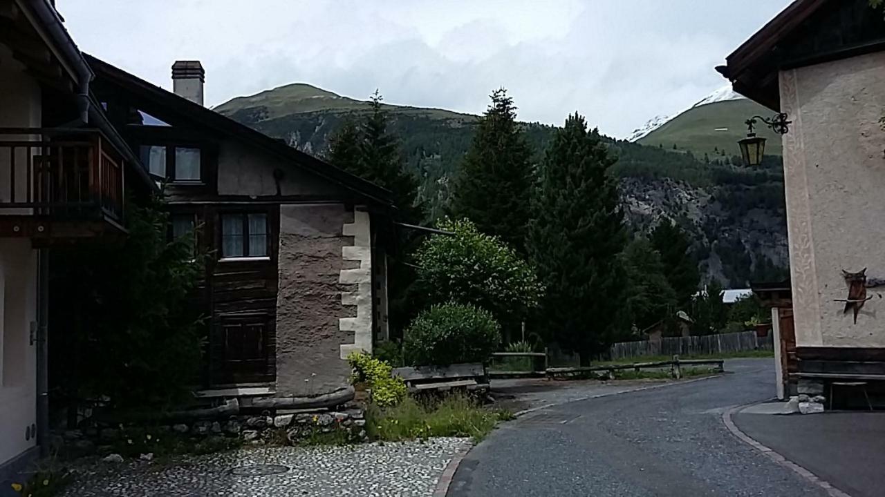 Ches'Arsa Apartman La Punt-Chamues-ch Kültér fotó